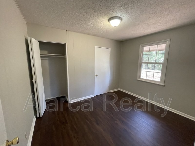 For Rent: 5321 Southampton Rd Charlotte NC 28217 property image