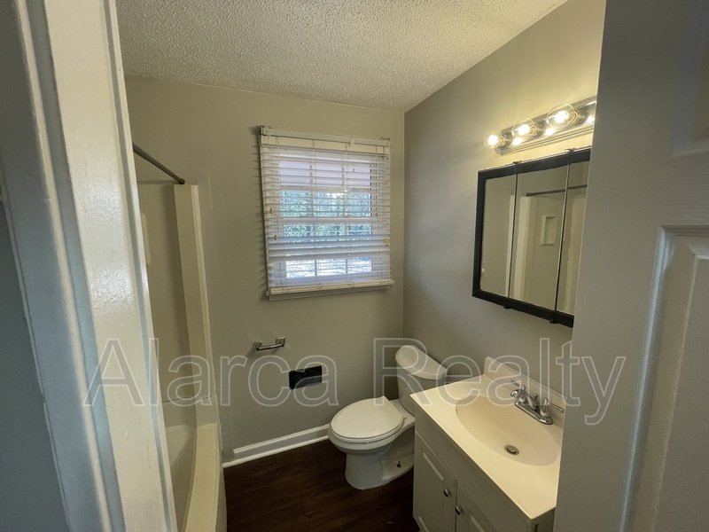 For Rent: 5321 Southampton Rd Charlotte NC 28217 property image