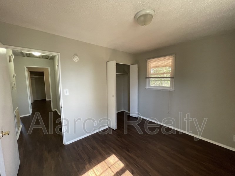 For Rent: 5321 Southampton Rd Charlotte NC 28217 property image